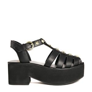 YRU Chariot Black Star Platform Sandals Size 9